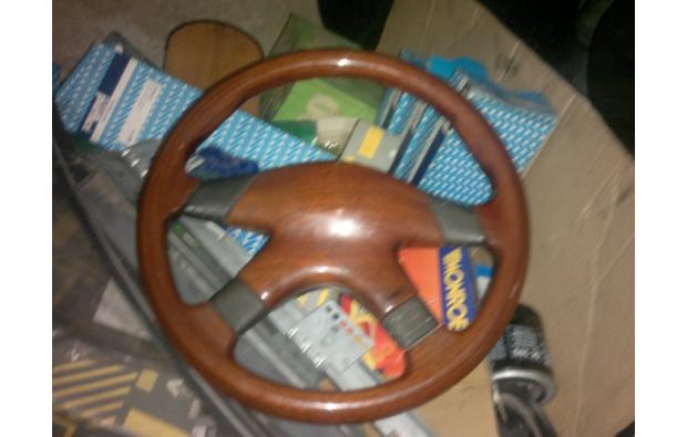 beau volant bois leccara beau volant bois leccara