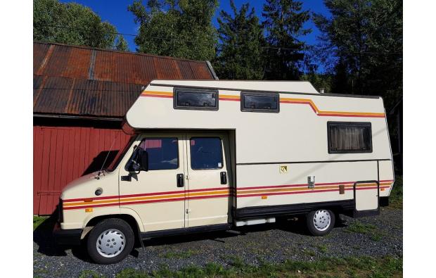 Peugeot J5 dobbeltkabin - sjelden vetera