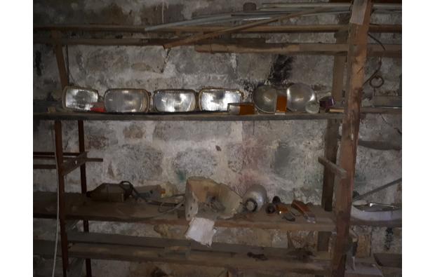 vends lot de pieces de carrosserie vends lot de pieces de carrosserie