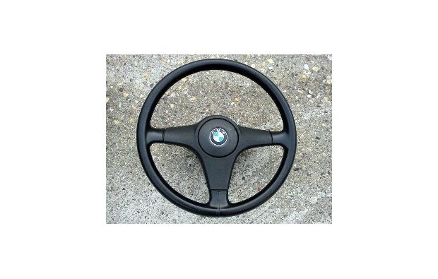 A vendre volant cuir BMW série 6