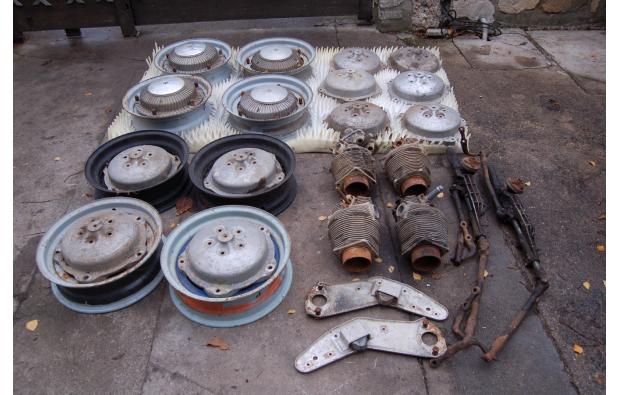 Lot de pièces Panhard Lot de pièces Panhard