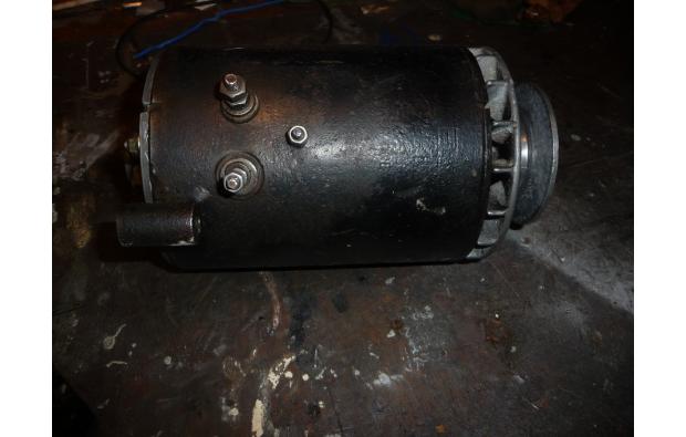 dynamo 6V de Traction AV fonctionne dynamo 6V de Traction AV fonctionne