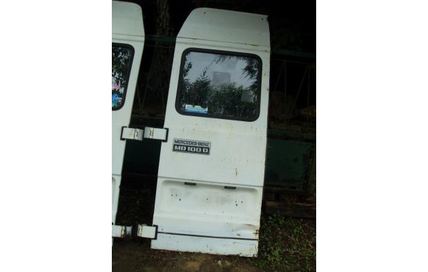 mercedes M B 100 mercedes M B 100